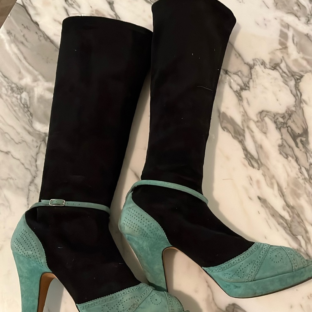 Kenzo unique sandal boots size 9✨